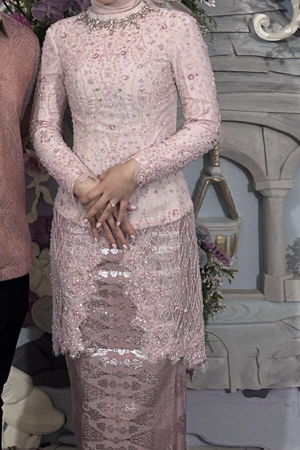 DEA FEBRINDA
